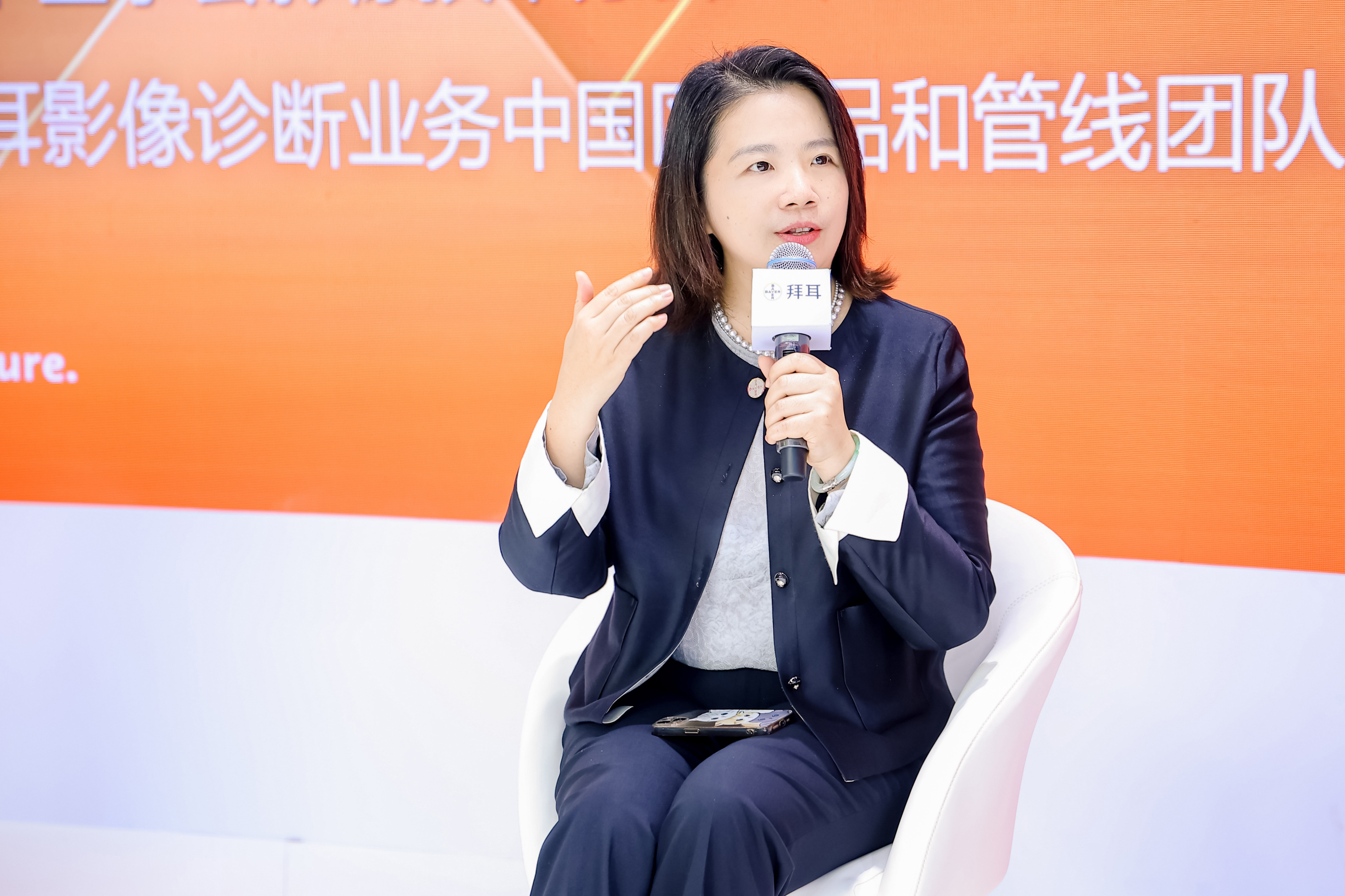 拜耳影像診斷業務部總經理胡文菁